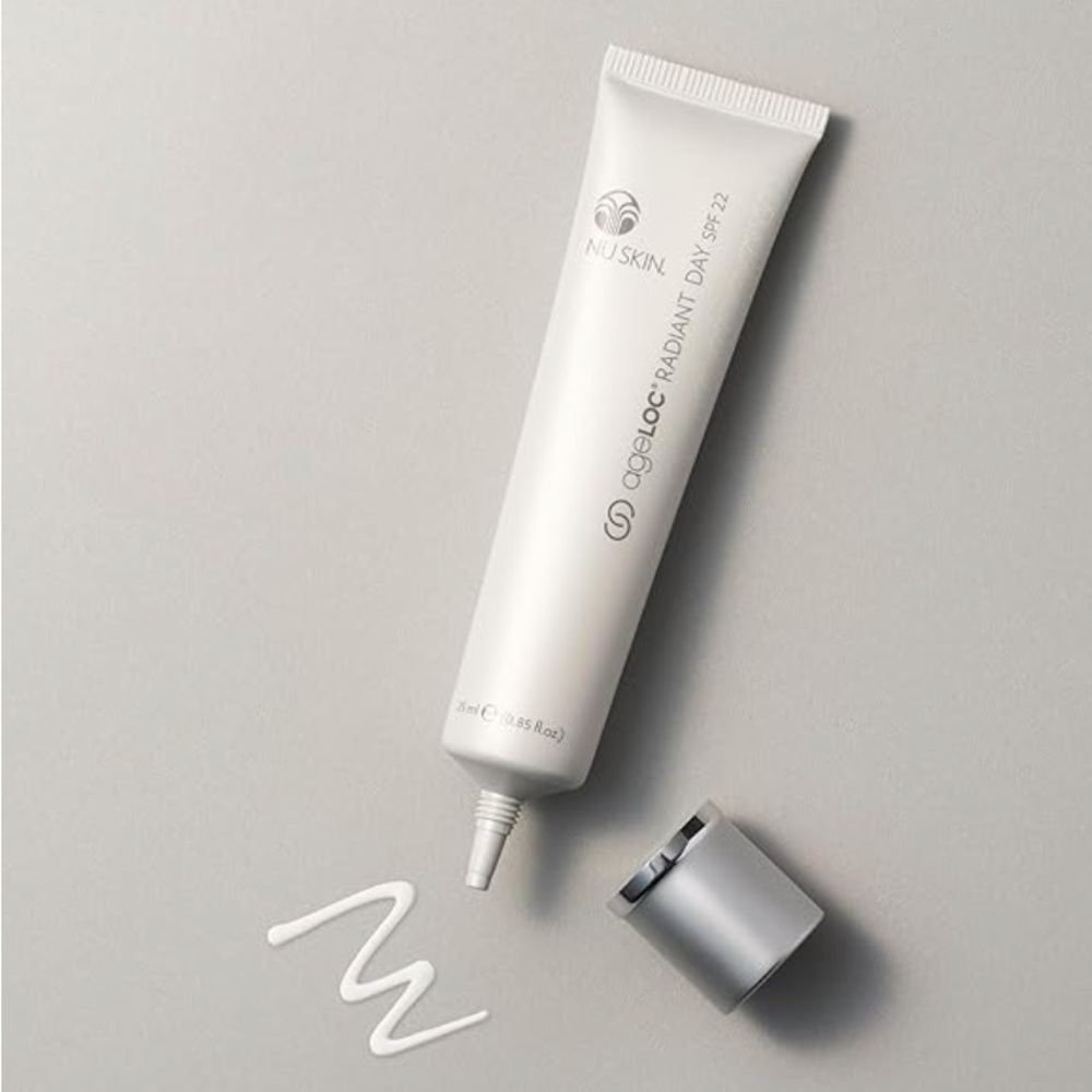 Nu Skin ageLOC® Radiant Day SPF 22 (NuSkin age loc daytime lotion w/ sunscreen)
